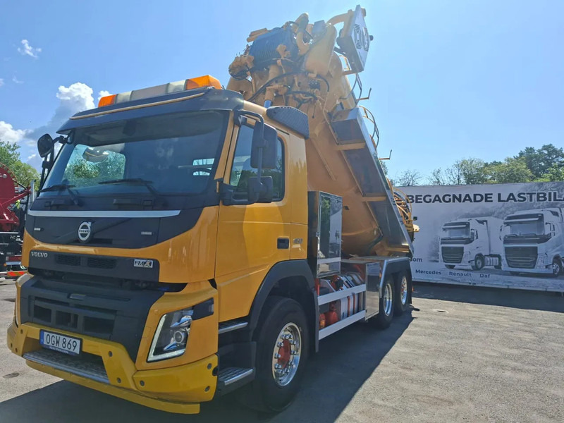 Volvo FMX 450 Combi Vacuum/Pressure 14m3 (1,5 + 12,5m3), 2017 - فراغ شاحنة: صور 3 Volvo FMX 450 Combi Vacuum/Pressure 14m3 (1,5 + 12,5m3), 2017 - فراغ شاحنة: صور 3