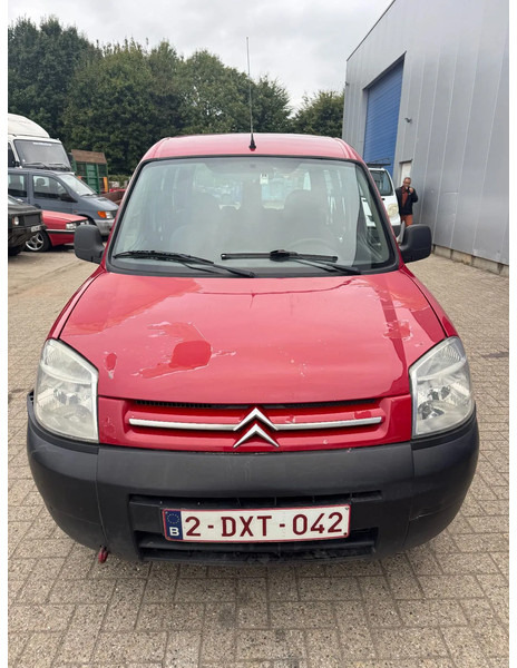 Citroën Berlingo **PETROL-ESSENCE-BENZINE** - سيارة: صور 2 Citroën Berlingo **PETROL-ESSENCE-BENZINE** - سيارة: صور 2