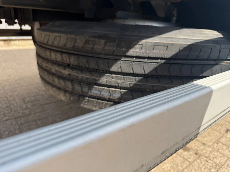DAF LF 55.220 **EURO 4-MANUAL GEARBOX** - بصندوق مغلق شاحنة: صور 5 DAF LF 55.220 **EURO 4-MANUAL GEARBOX** - بصندوق مغلق شاحنة: صور 5