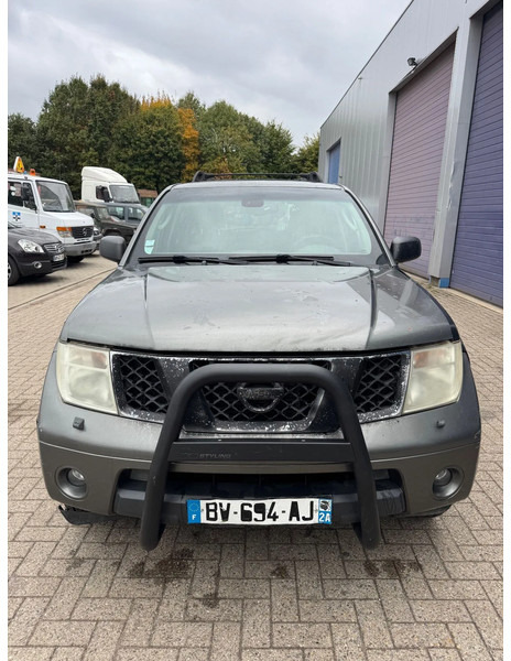 Nissan Pathfinder **AIRCO-EURO 3-7 SEATS** - سيارة: صور 2 Nissan Pathfinder **AIRCO-EURO 3-7 SEATS** - سيارة: صور 2