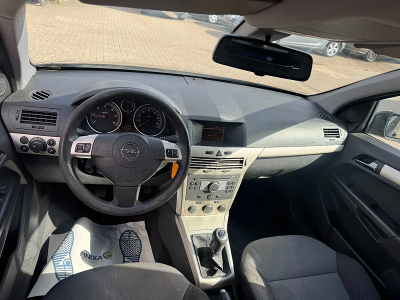 سيارة ستيشن Opel Astra **1700CDTI-AIRCO-EURO 4**: صور 8