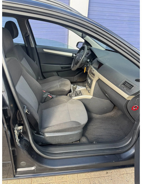 سيارة ستيشن Opel Astra **1700CDTI-AIRCO-EURO 4**: صور 15