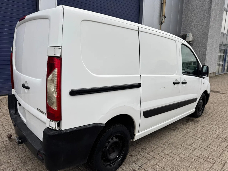 Peugeot Expert **1560CC-EURO 4-AC** - فان المدمجة: صور 4 Peugeot Expert **1560CC-EURO 4-AC** - فان المدمجة: صور 4