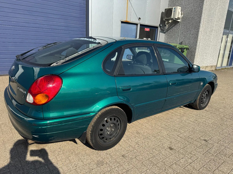 Toyota Corolla **5DOORS-PETROL-BELGIAN CAR-1A** - سيدان: صور 4 Toyota Corolla **5DOORS-PETROL-BELGIAN CAR-1A** - سيدان: صور 4