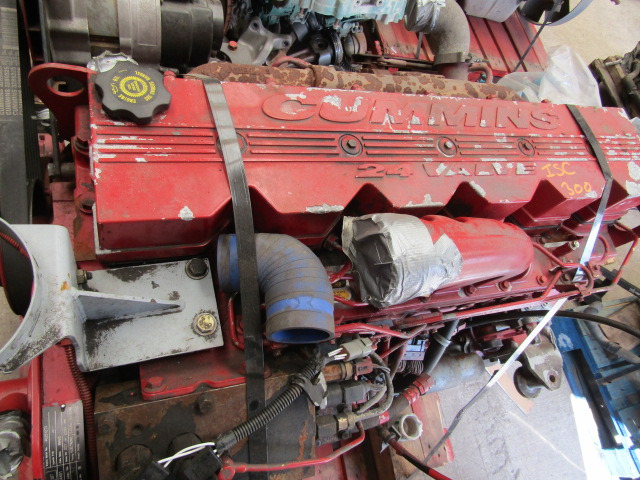 CUMMINS ISC 300 8.2 ENGINE ONLY 20,000KM (EX FIRE SERVICE) - المحرك - شاحنة: صور 3 CUMMINS ISC 300 8.2 ENGINE ONLY 20,000KM (EX FIRE SERVICE) - المحرك - شاحنة: صور 3
