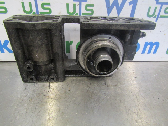 CUMMINS M11 OIL FLTER HOUSING P/NO 3102774 - المحرك و قطع الغيار - شاحنة: صور 3 CUMMINS M11 OIL FLTER HOUSING P/NO 3102774 - المحرك و قطع الغيار - شاحنة: صور 3