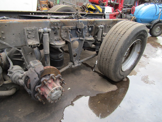 DAF CF 85 410 6X2 BREAKING FOR SPARES - شاحنة: صور 2 DAF CF 85 410 6X2 BREAKING FOR SPARES - شاحنة: صور 2
