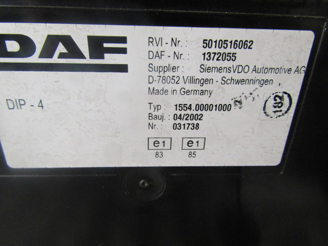 DAF CF65 CLOCK CLUSTER 1372055 - الكابينة والداخلية - شاحنة: صور 2 DAF CF65 CLOCK CLUSTER 1372055 - الكابينة والداخلية - شاحنة: صور 2