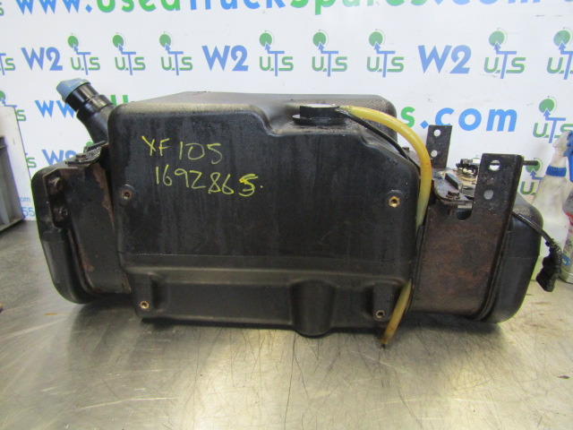 DAF XF 105 AD BLUE TANK COMPLETE P/NO 1692865 - خزان وقود - شاحنة: صور 1 DAF XF 105 AD BLUE TANK COMPLETE P/NO 1692865 - خزان وقود - شاحنة: صور 1