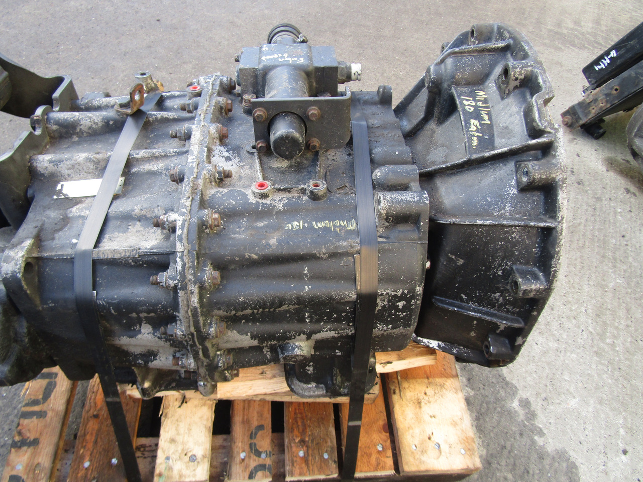 EATON 6 SPEED RENAULT MIDLUM GEARBOX TYPE FSO/5206B - علبة التروس - شاحنة: صور 3 EATON 6 SPEED RENAULT MIDLUM GEARBOX TYPE FSO/5206B - علبة التروس - شاحنة: صور 3