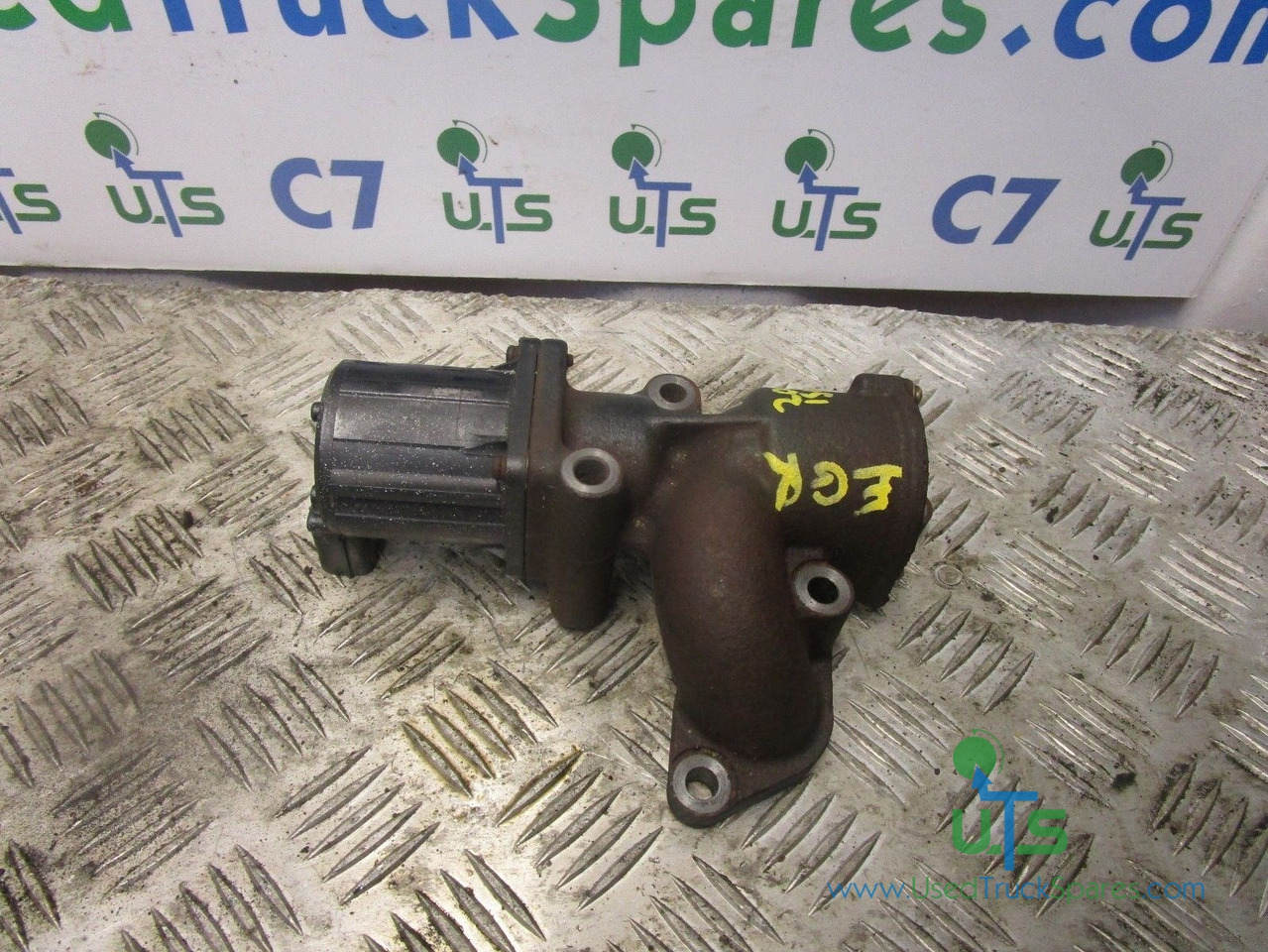 ISUZU N75 (4HK1) 190 EGR VALVE - المحرك و قطع الغيار - شاحنة: صور 1 ISUZU N75 (4HK1) 190 EGR VALVE - المحرك و قطع الغيار - شاحنة: صور 1