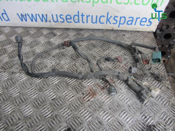 ISUZU NQR 2007/2008 INJECTOR WIRING HARNESS - المحرك و قطع الغيار - شاحنة: صور 1 ISUZU NQR 2007/2008 INJECTOR WIRING HARNESS - المحرك و قطع الغيار - شاحنة: صور 1