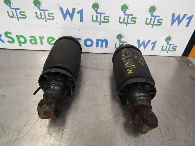 MAN TGM / TGS FRONT CAB SHOCKS (PAIR) P/NO 9640050020 - الكابينة والداخلية - شاحنة: صور 1 MAN TGM / TGS FRONT CAB SHOCKS (PAIR) P/NO 9640050020 - الكابينة والداخلية - شاحنة: صور 1