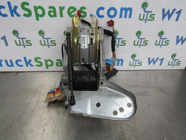 MAN TGM / TGS STEERING COLUMN ADJUSTER 7360003131 - الكابينة والداخلية - شاحنة: صور 1 MAN TGM / TGS STEERING COLUMN ADJUSTER 7360003131 - الكابينة والداخلية - شاحنة: صور 1