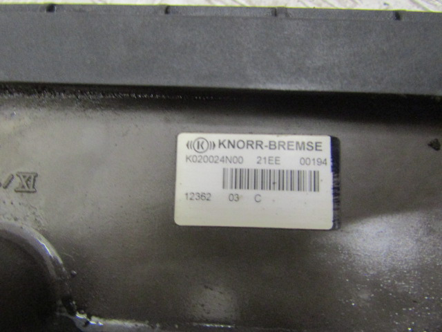 MAN TGS/TGX EBS MODULATOR P/NO 81.52106.6042 / K020024N00 - أجزاء الفرامل - شاحنة: صور 2 MAN TGS/TGX EBS MODULATOR P/NO 81.52106.6042 / K020024N00 - أجزاء الفرامل - شاحنة: صور 2