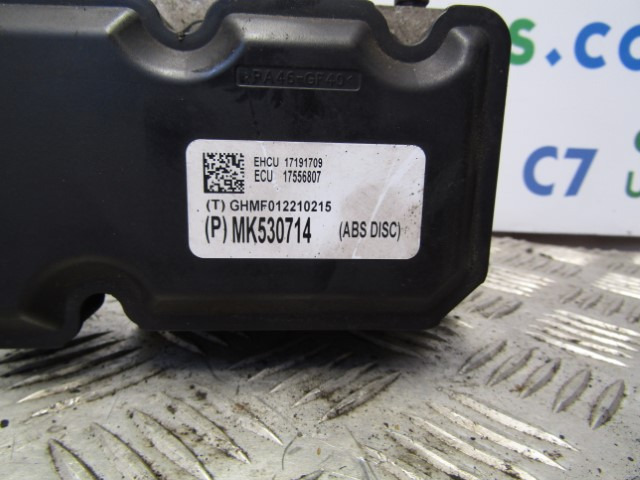 MITSUBISHI FUSO ABS / ECU MODULE MK530714 - كتلة التحكم - شاحنة: صور 2 MITSUBISHI FUSO ABS / ECU MODULE MK530714 - كتلة التحكم - شاحنة: صور 2