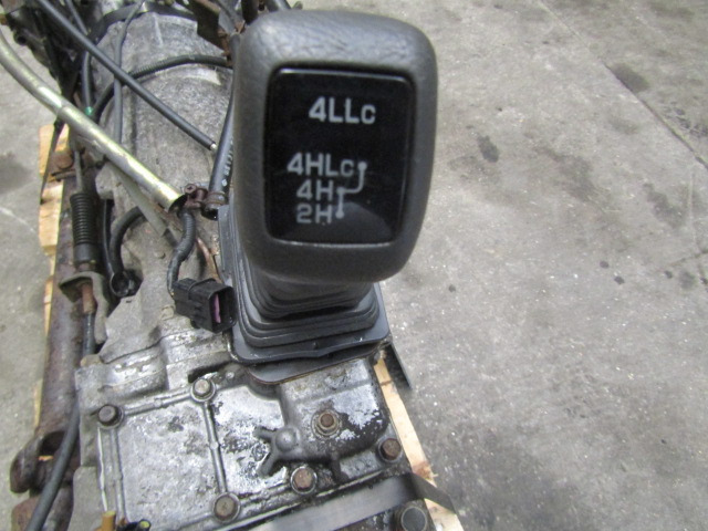 MITSUBISHI PAJERO / SHOGUN 2.8 AUTOMATIC GEARBOX - علبة التروس - الشاحنات الصغيرة: صور 3 MITSUBISHI PAJERO / SHOGUN 2.8 AUTOMATIC GEARBOX - علبة التروس - الشاحنات الصغيرة: صور 3