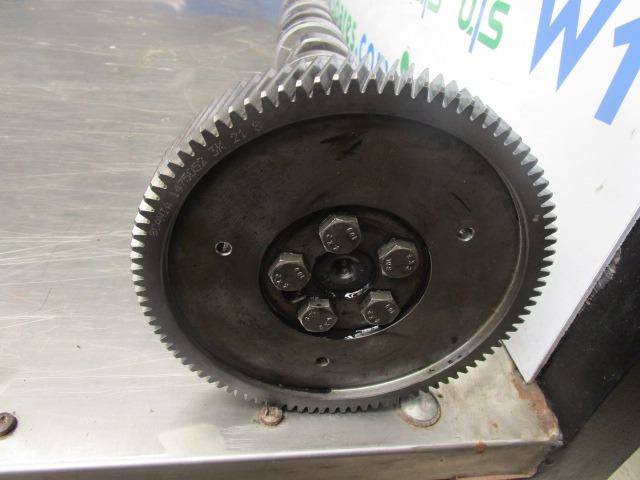 SCANIA 124 420 DC1203 CAMSHAFT - المحرك و قطع الغيار - شاحنة: صور 2 SCANIA 124 420 DC1203 CAMSHAFT - المحرك و قطع الغيار - شاحنة: صور 2