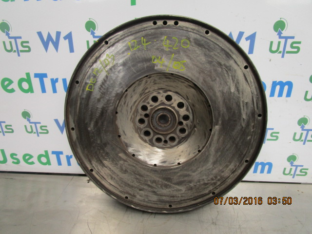 SCANIA 124 420 DC1203 FLYWHEEL - المحرك و قطع الغيار - شاحنة: صور 1 SCANIA 124 420 DC1203 FLYWHEEL - المحرك و قطع الغيار - شاحنة: صور 1