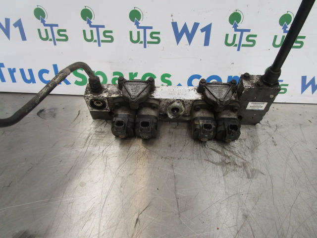 SCANIA 124 420 DC1203 INJECTOR RAIL 1440233/1511693 - المحرك و قطع الغيار - شاحنة: صور 4 SCANIA 124 420 DC1203 INJECTOR RAIL 1440233/1511693 - المحرك و قطع الغيار - شاحنة: صور 4