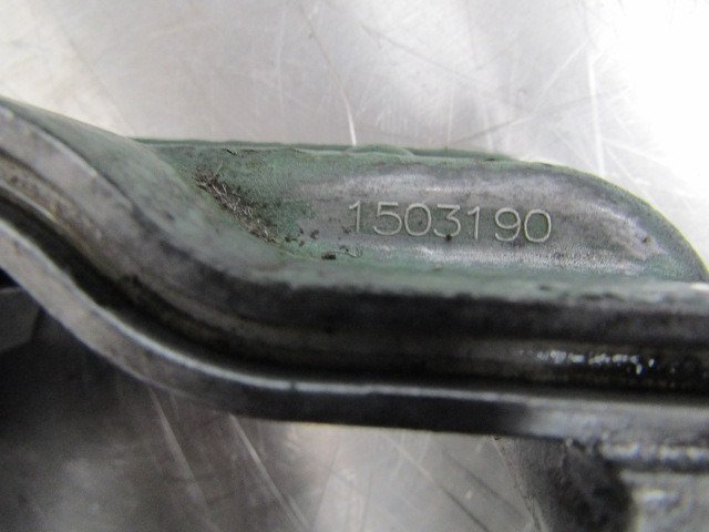 SCANIA 144/164 V8 ROCKER COVER SPACER P/NO 1503190 - المحرك و قطع الغيار - شاحنة: صور 2 SCANIA 144/164 V8 ROCKER COVER SPACER P/NO 1503190 - المحرك و قطع الغيار - شاحنة: صور 2