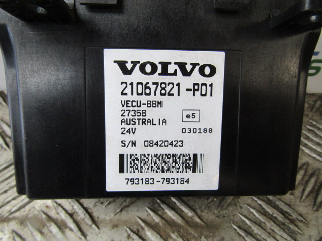 VOLVO BBM ECU P/NO 21067821-P01 - كتلة التحكم - شاحنة: صور 2 VOLVO BBM ECU P/NO 21067821-P01 - كتلة التحكم - شاحنة: صور 2