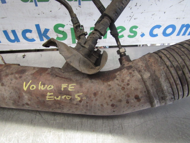 VOLVO FE EXHAUST FRONT PIPE AND SENSOR - نظام العادم - شاحنة: صور 3 VOLVO FE EXHAUST FRONT PIPE AND SENSOR - نظام العادم - شاحنة: صور 3