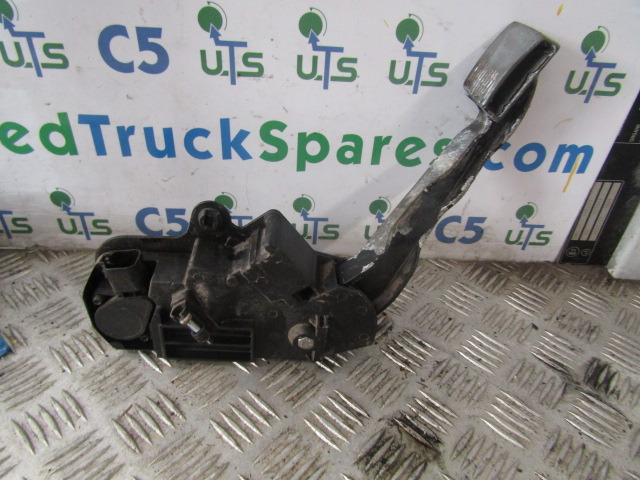 VOLVO FE THROTTLE PEDAL CONTROL UNIT P/NO 7421059642 - كتلة التحكم - شاحنة: صور 2 VOLVO FE THROTTLE PEDAL CONTROL UNIT P/NO 7421059642 - كتلة التحكم - شاحنة: صور 2