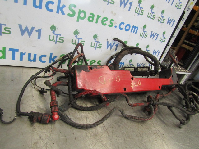 VOLVO FH D12D ECU/INJECTOR HARNESS - كتلة التحكم - شاحنة: صور 3 VOLVO FH D12D ECU/INJECTOR HARNESS - كتلة التحكم - شاحنة: صور 3