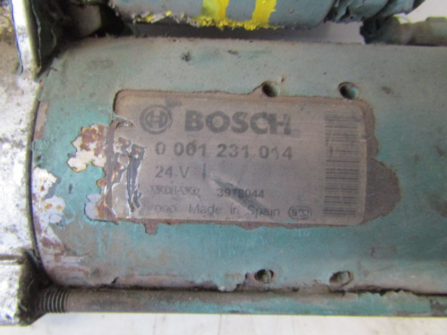 VOLVO FL D6B STARTER MOTOR BOSCH P/NO 001231014 - النظام الكهربائي - شاحنة: صور 2 VOLVO FL D6B STARTER MOTOR BOSCH P/NO 001231014 - النظام الكهربائي - شاحنة: صور 2