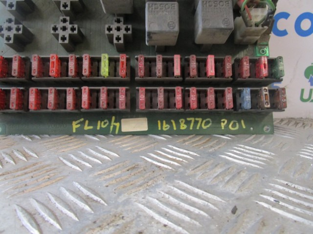 VOLVO FL10/FL7 FUSEBOARD 1618770-P01 - النظام الكهربائي - شاحنة: صور 2 VOLVO FL10/FL7 FUSEBOARD 1618770-P01 - النظام الكهربائي - شاحنة: صور 2