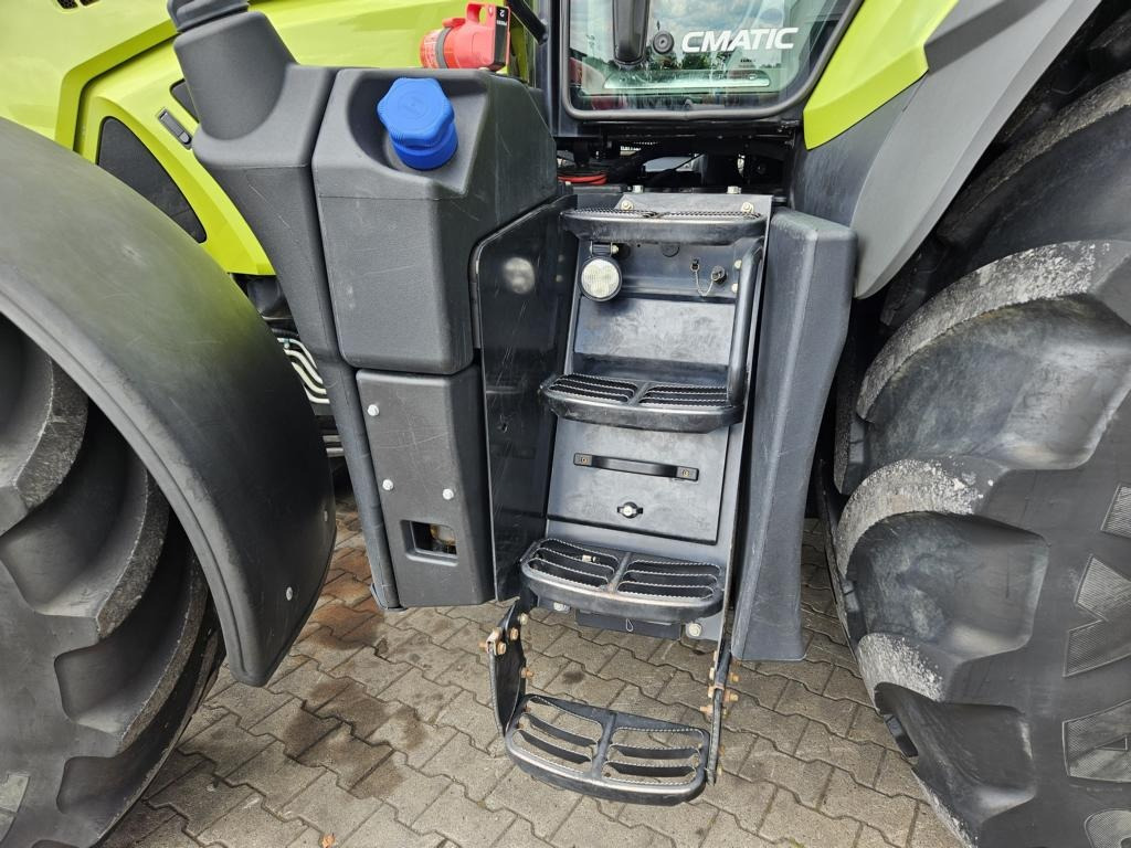 جرار CLAAS AXION 810 CMATIC: صور 12