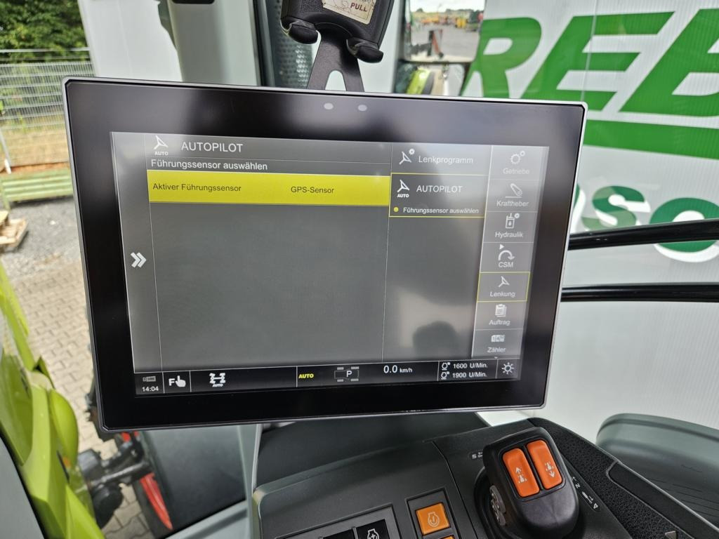 جرار CLAAS AXION 810 CMATIC: صور 19
