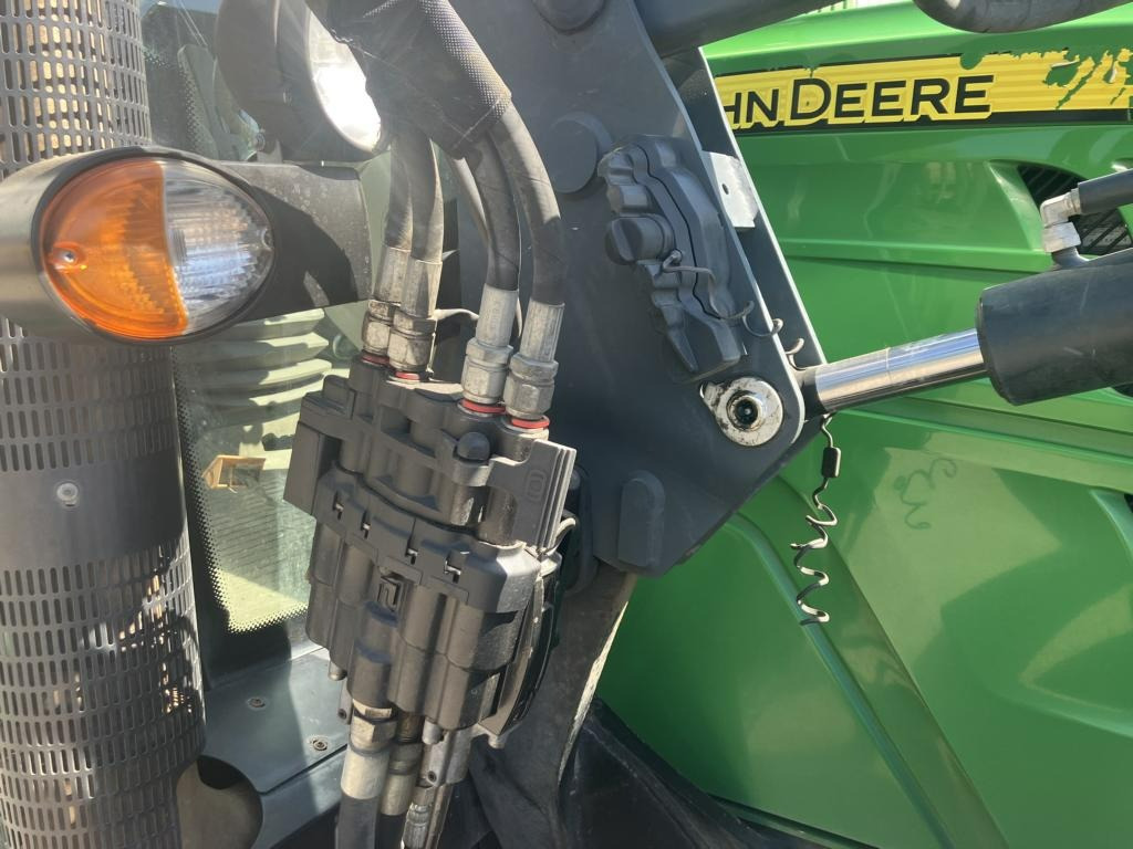 John Deere 6125R - جرار: صور 2 John Deere 6125R - جرار: صور 2