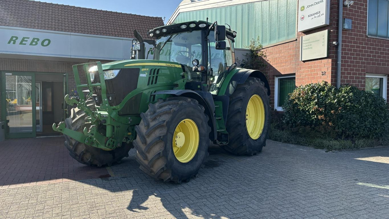 John Deere 6195R - جرار: صور 1 John Deere 6195R - جرار: صور 1