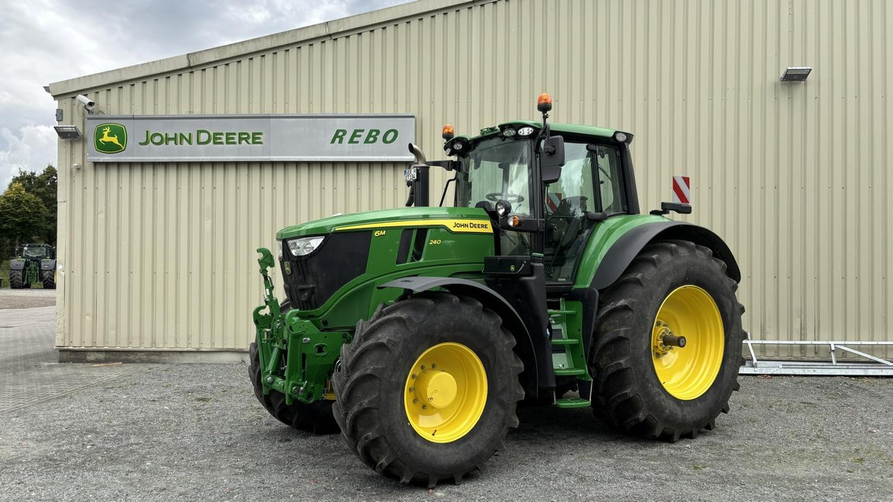 John Deere 6M 240 - جرار: صور 1 John Deere 6M 240 - جرار: صور 1