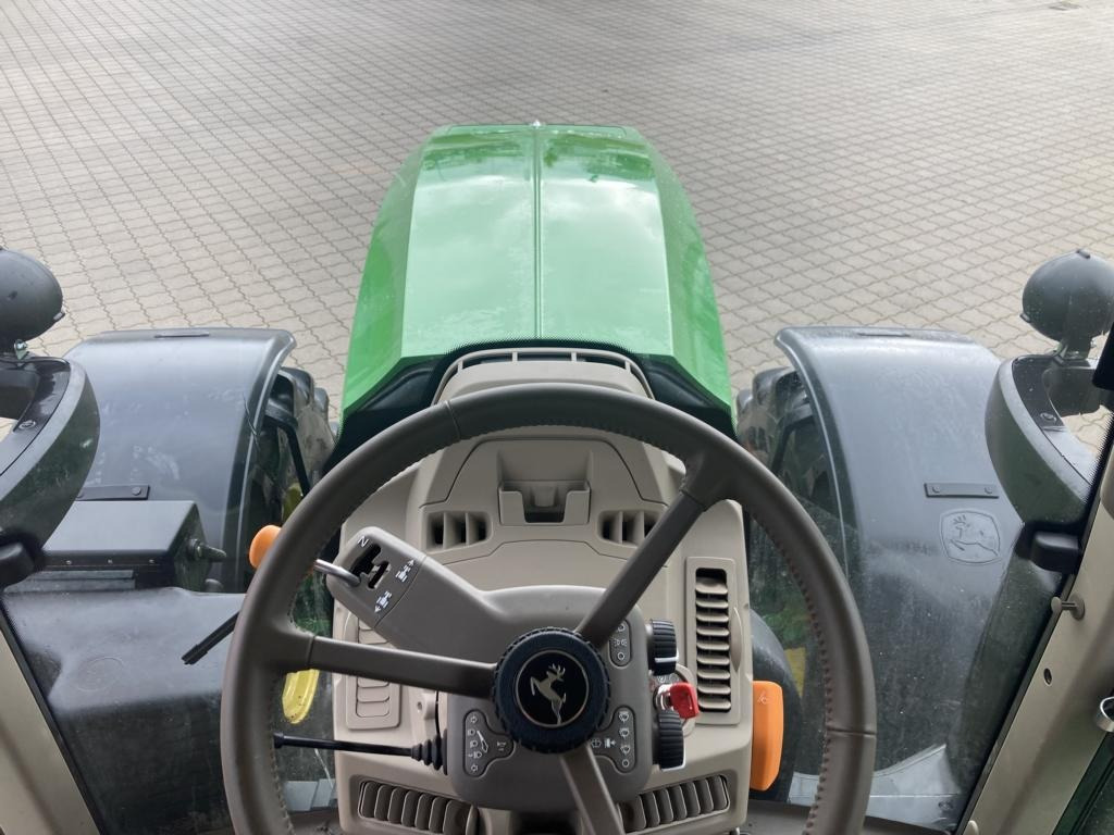 John Deere 6M240 - جرار: صور 2 John Deere 6M240 - جرار: صور 2