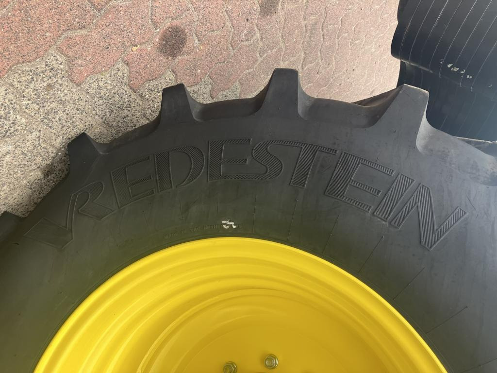 John Deere 6M250 - جرار: صور 3 John Deere 6M250 - جرار: صور 3
