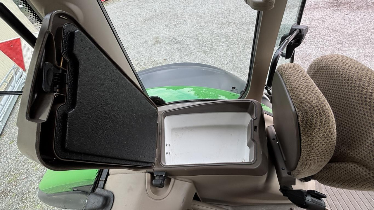 John Deere 6R195 - جرار: صور 5 John Deere 6R195 - جرار: صور 5