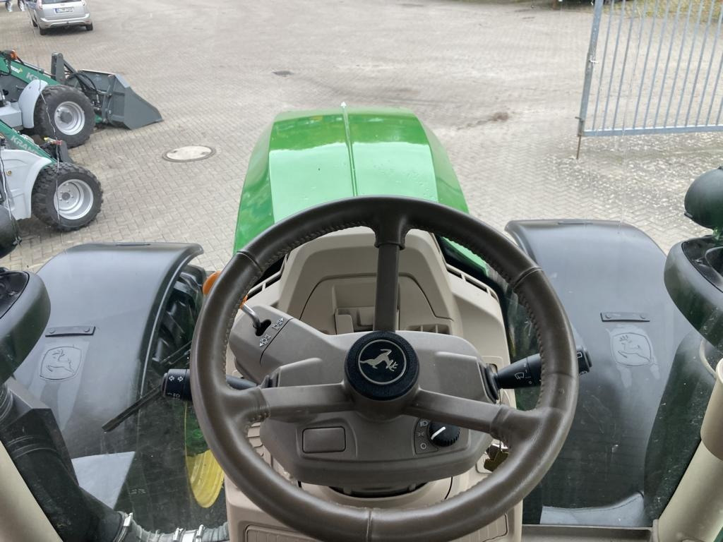 John Deere 6R250 - جرار: صور 5 John Deere 6R250 - جرار: صور 5