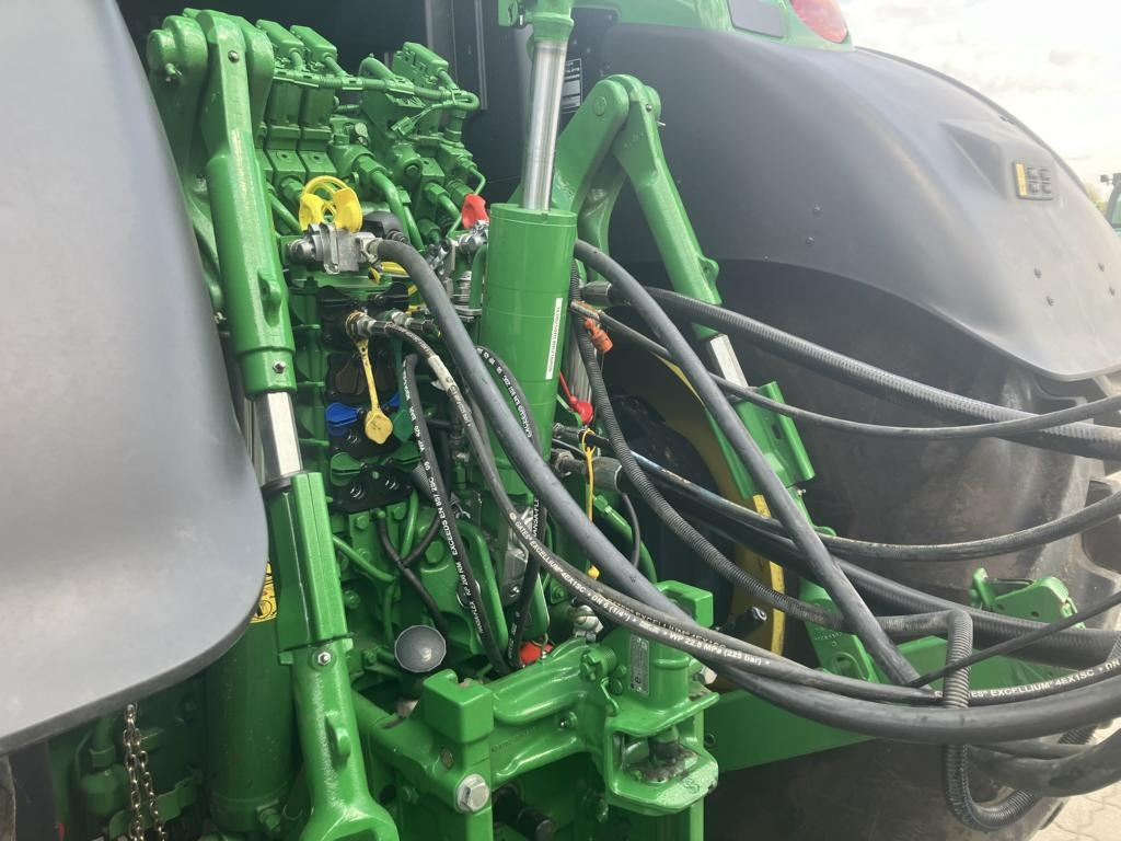 آلة الرش المقطورة John Deere BASISMASCHINE R944I POWRSPRAY: صور 13