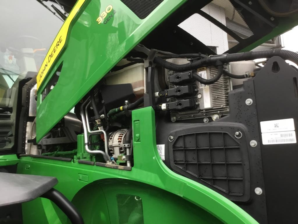 John Deere TRAKTOR 7R330 - جرار: صور 2 John Deere TRAKTOR 7R330 - جرار: صور 2