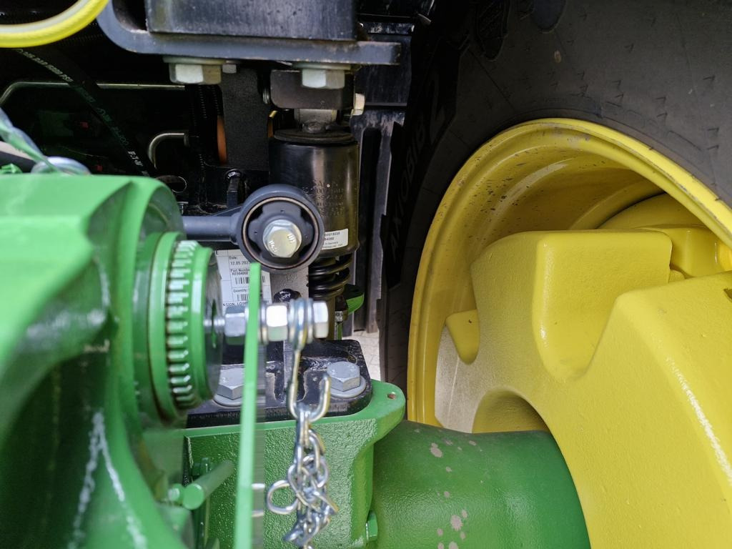 John Deere TRAKTOR 7R330 - جرار: صور 4 John Deere TRAKTOR 7R330 - جرار: صور 4