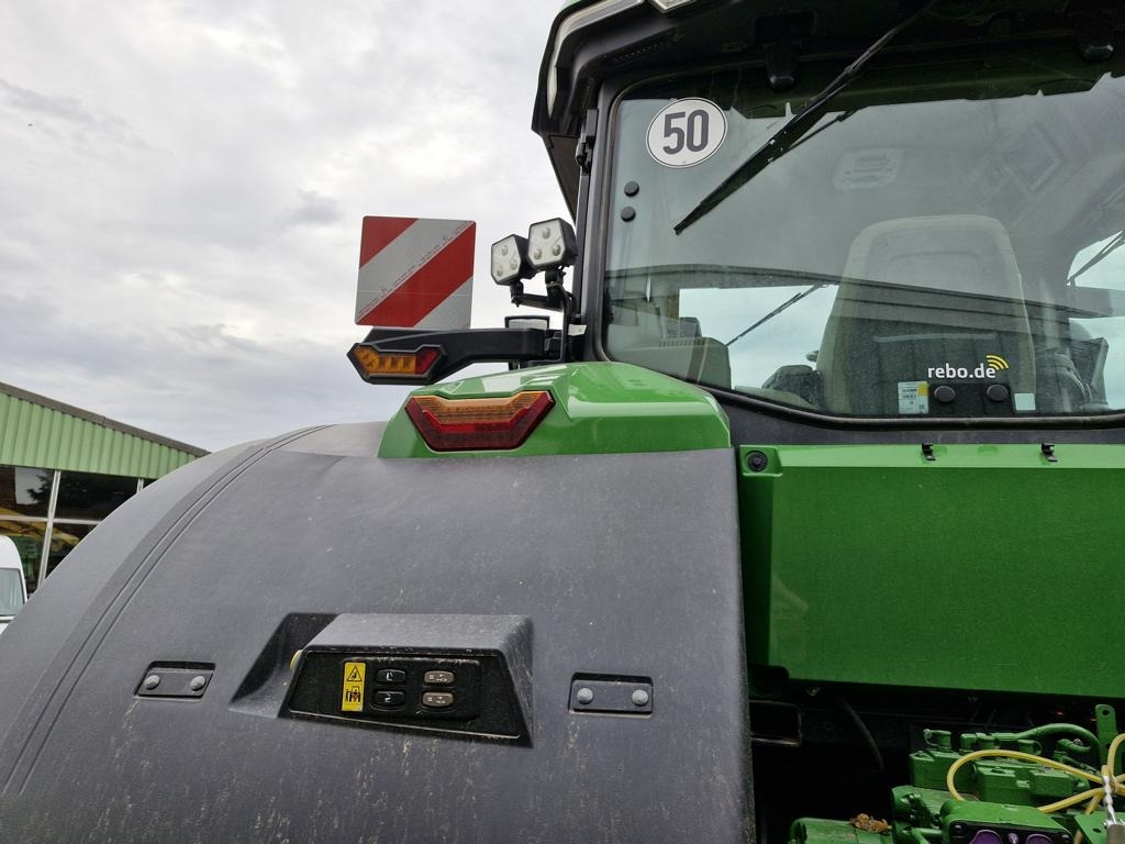 John Deere TRAKTOR 7R330 - جرار: صور 2 John Deere TRAKTOR 7R330 - جرار: صور 2