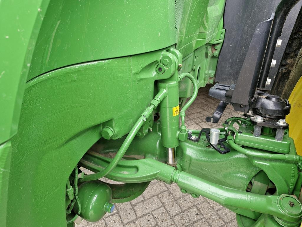 John Deere TRAKTOR 7R330 - جرار: صور 5 John Deere TRAKTOR 7R330 - جرار: صور 5