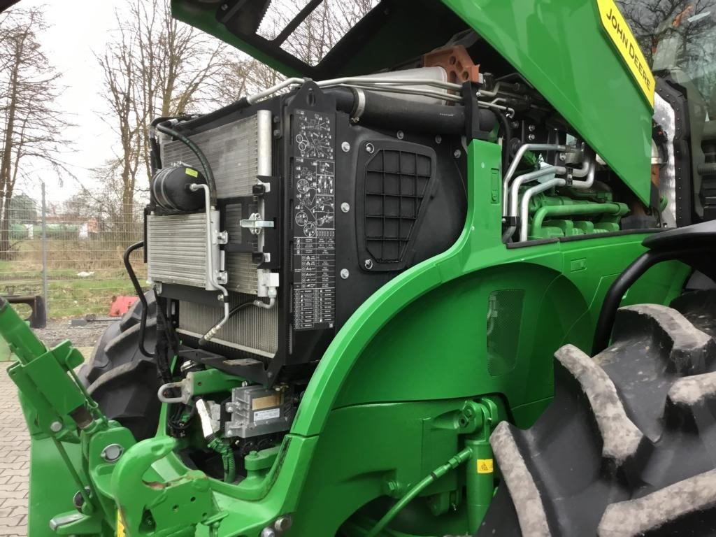 John Deere TRAKTOR 7R330 - جرار: صور 4 John Deere TRAKTOR 7R330 - جرار: صور 4