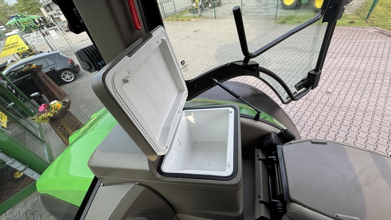 John Deere TRAKTOR 7R350 - جرار: صور 4 John Deere TRAKTOR 7R350 - جرار: صور 4