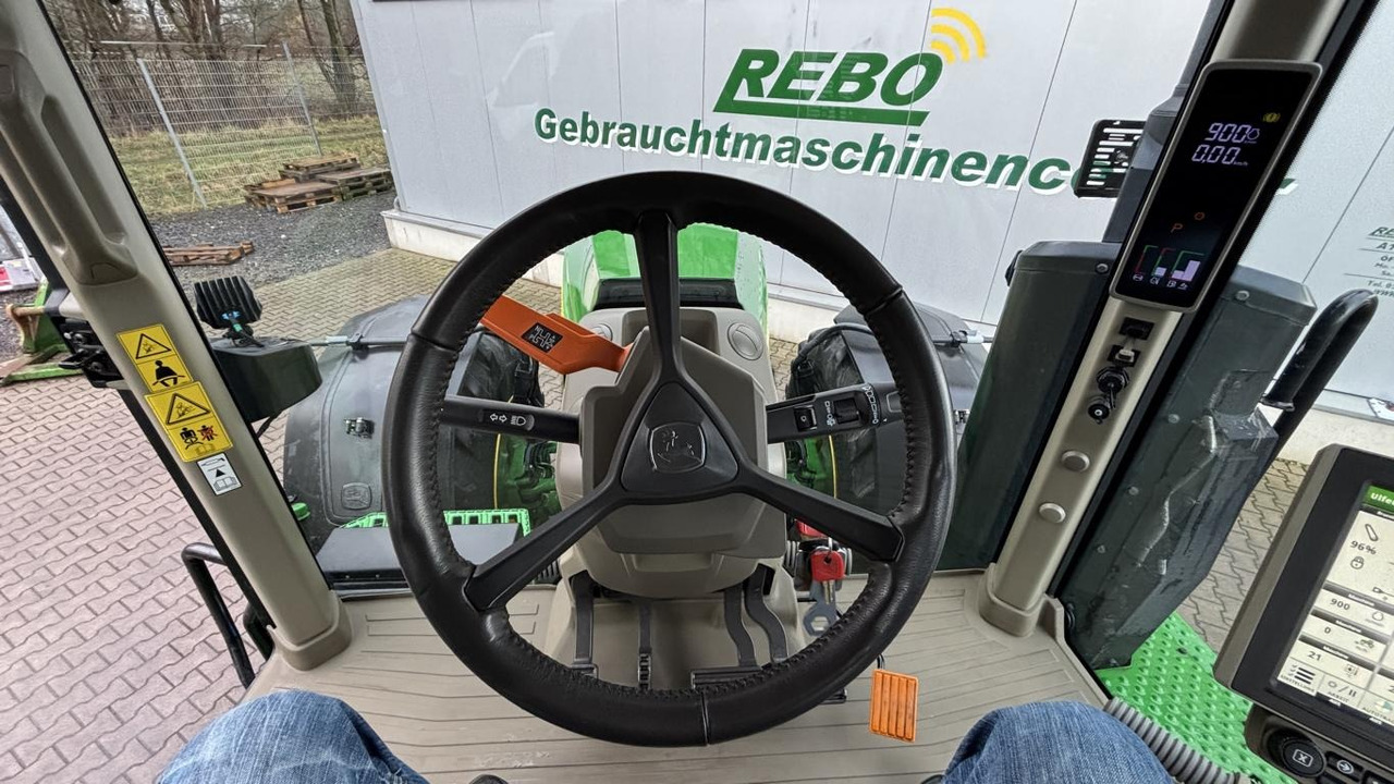 John Deere TRAKTOR 8R370 - جرار: صور 4 John Deere TRAKTOR 8R370 - جرار: صور 4
