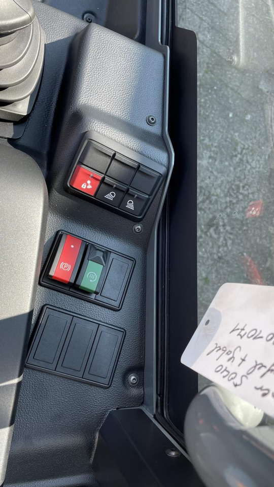 Kramer 5040 - اللودر بعجل: صور 4 Kramer 5040 - اللودر بعجل: صور 4