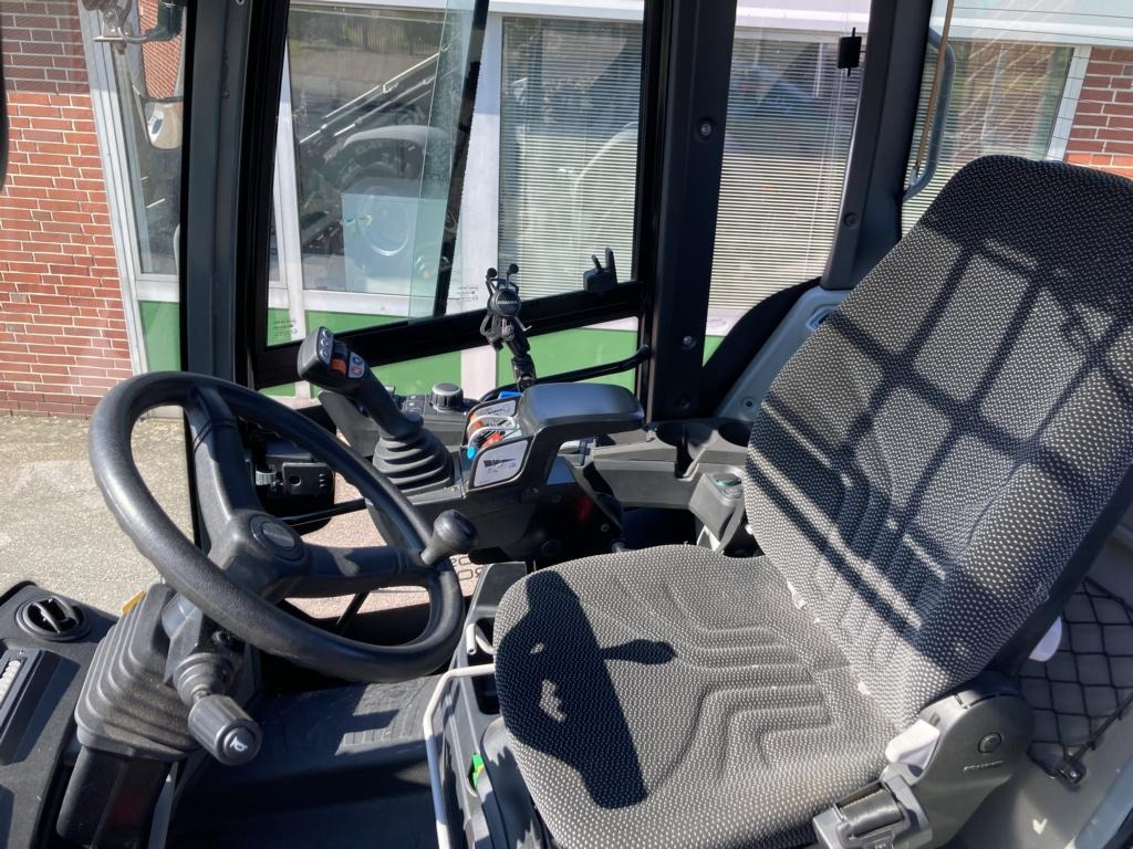 Kramer KL 70.8 - اللودر بعجل: صور 4 Kramer KL 70.8 - اللودر بعجل: صور 4